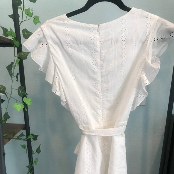 Eyelet white summer dress - Picture 4 of 4